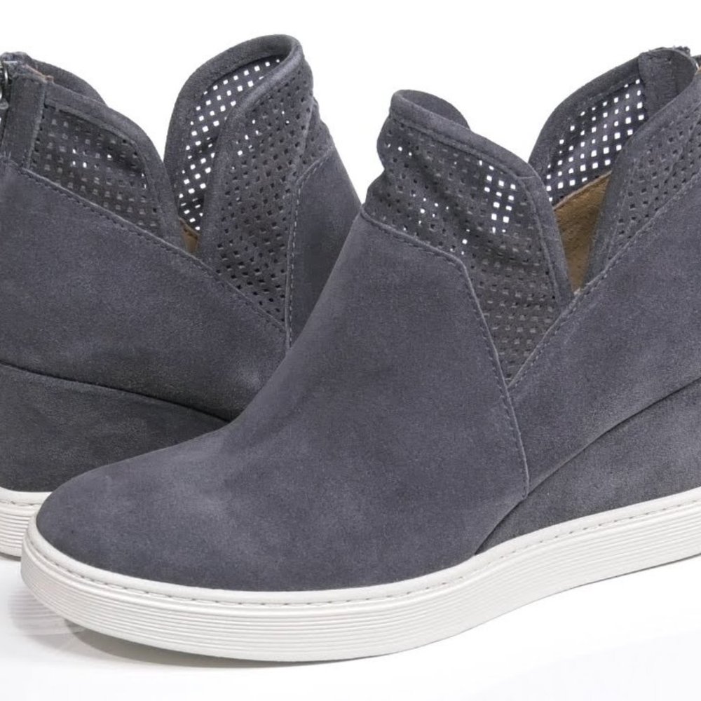 Sofft Gray Ankle Booties